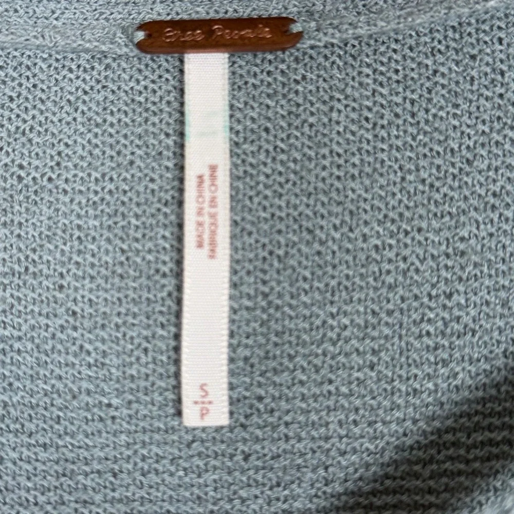 Free People Crisscross V-Neck Tunic Sweater Blue Bell Sleeve Small Whimsigoth‎